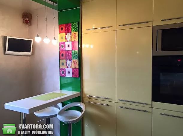 Rent out 2-room apartment. Киев, Урицкого — photo 3