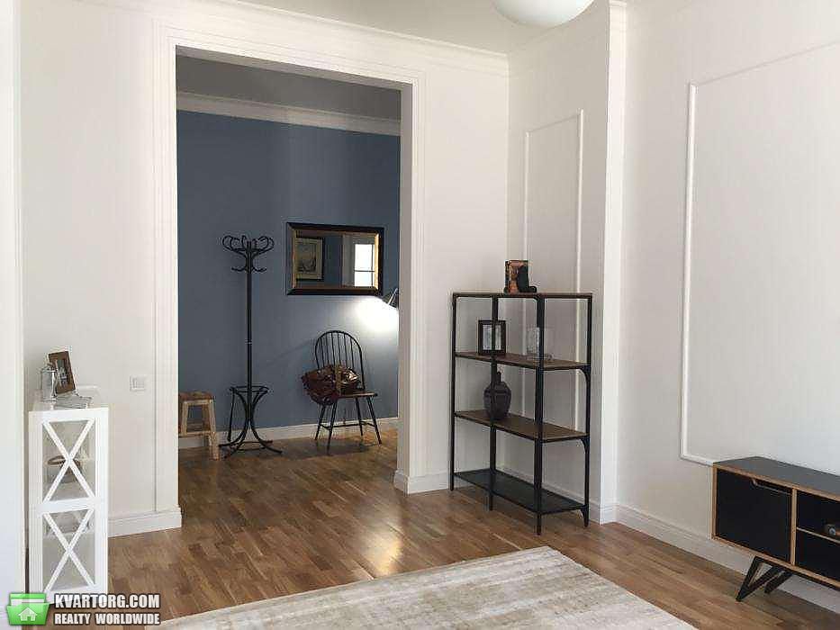 Rent out 2-room apartment. Киев, Дегтярная — photo 4