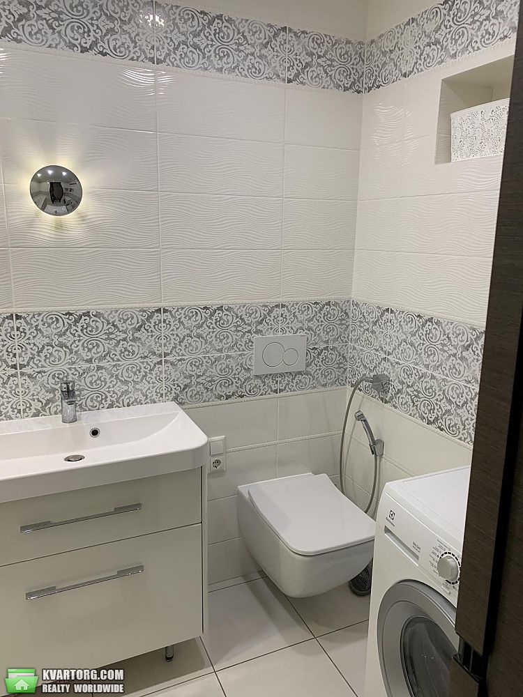 Sell 3-room apartment. Украинка,  Сосновая — photo 5