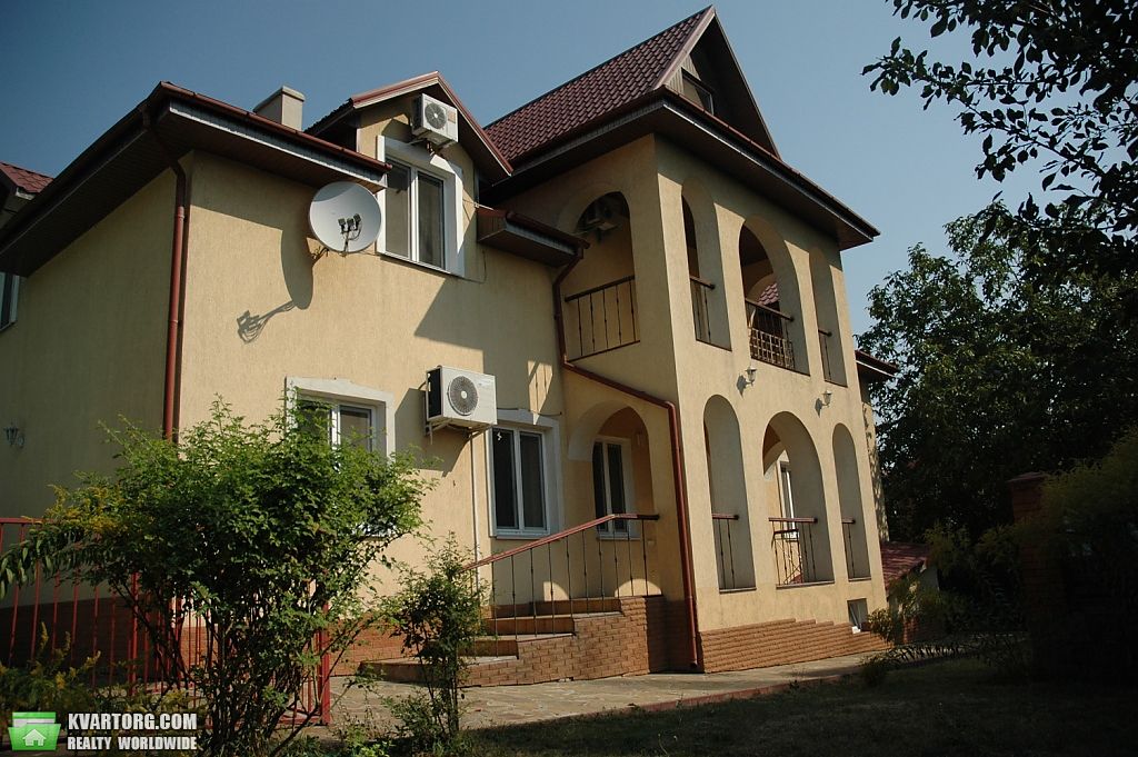 Rent out house. Киев,  Монтажников — photo 1