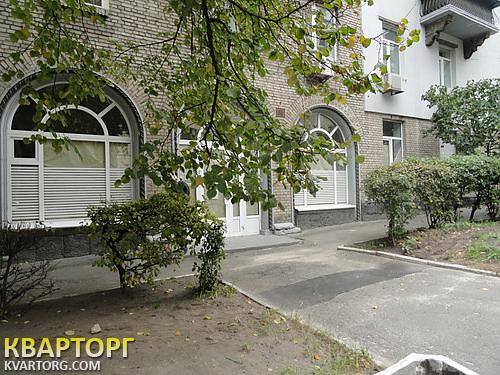 Rent out shop. Киев,  Кловский спуск — photo 1