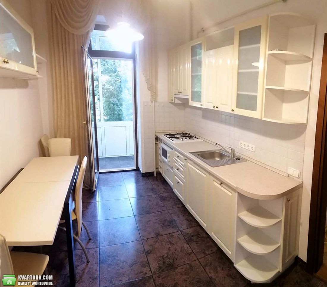 Rent out 3-room apartment. Киев, Георгиевский переулок — photo 5