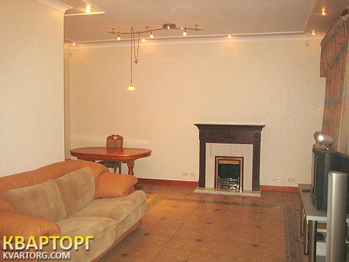 Rent out 3-room apartment. Киев, Питерская — photo 1