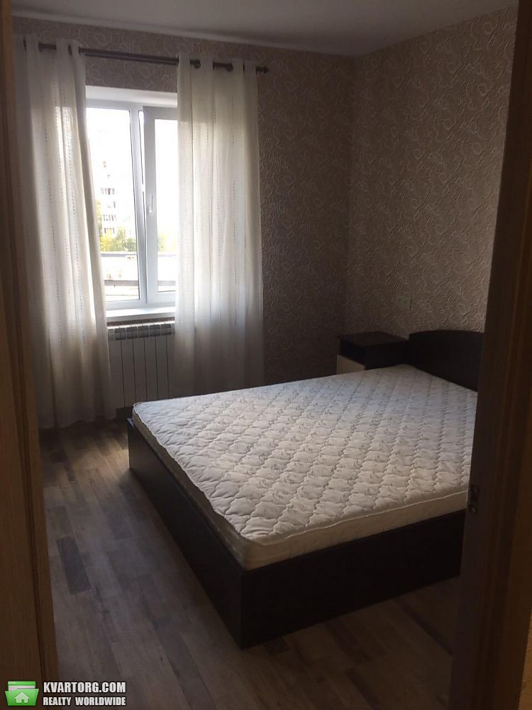 Rent out 2-room apartment. Киев,  Тростянецкая — photo 2