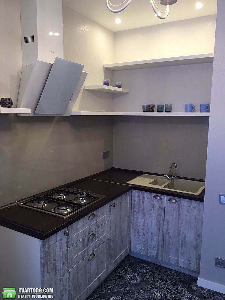 Rent out 1-room apartment. Киев,  Московский пр — photo 4
