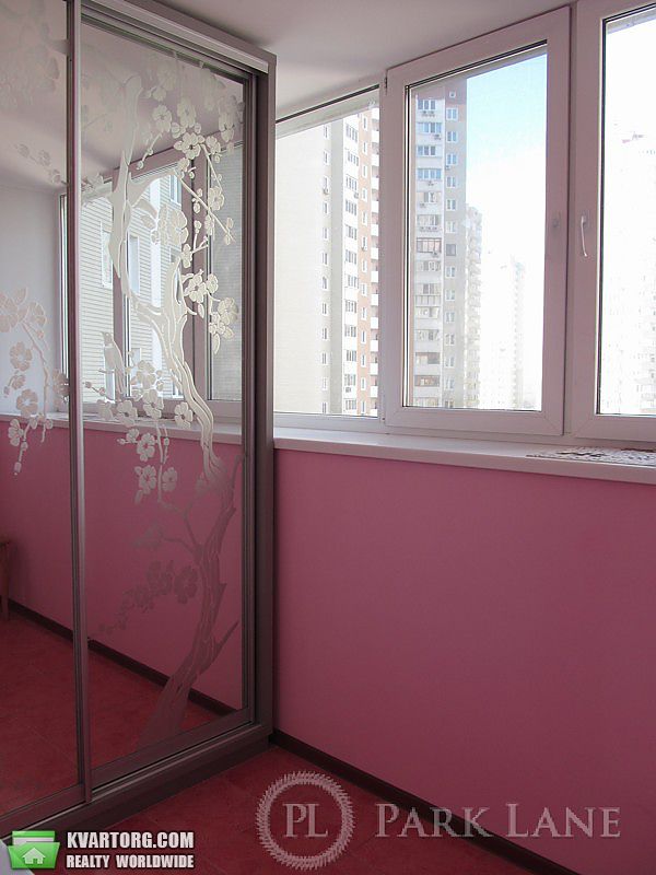 Sell 2-room apartment. Киев, Урловская — photo 3