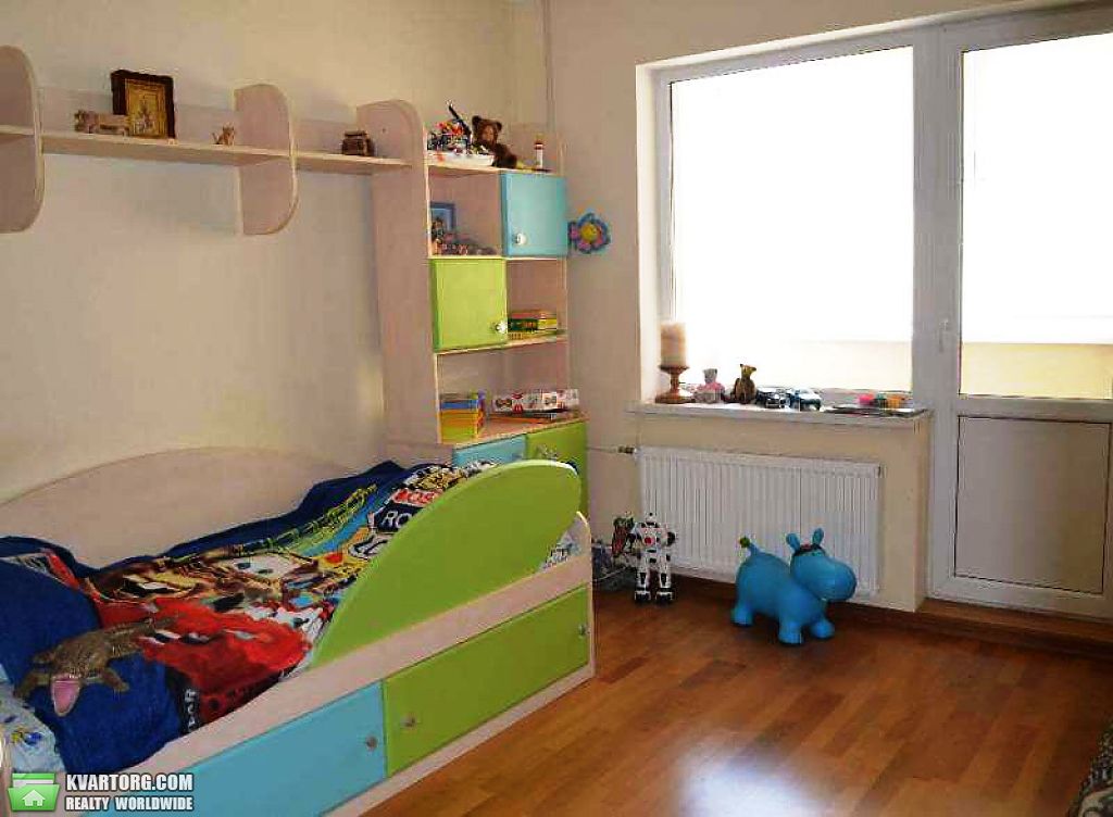 Sell 4-room apartment. Киев,  Ревуцкого — photo 1