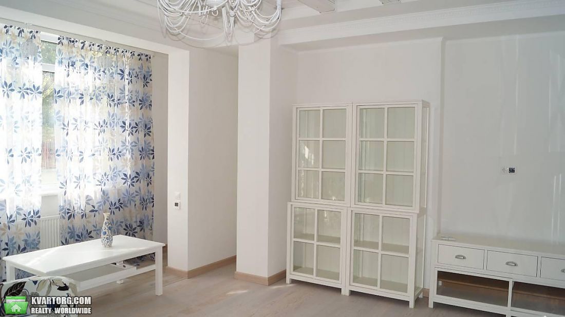 Rent out 2-room apartment. Киев,  Гончара — photo 5