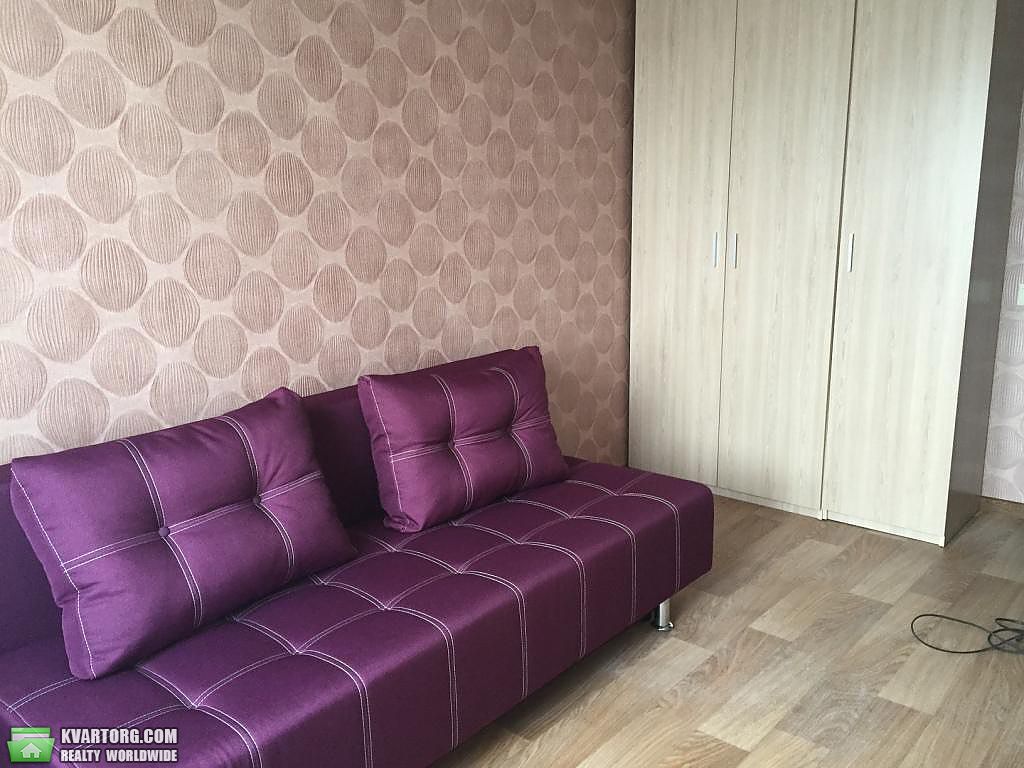 Sell 3-room apartment. Киев,  Белорусская — photo 2