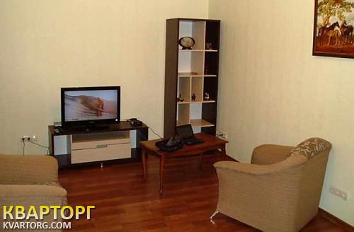Rent out 2-room apartment. Киев,  Щорса — photo 4