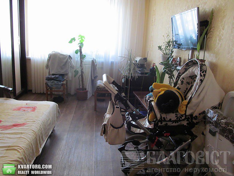 Sell 3-room apartment. Киев,  Героев Днепра — photo 4
