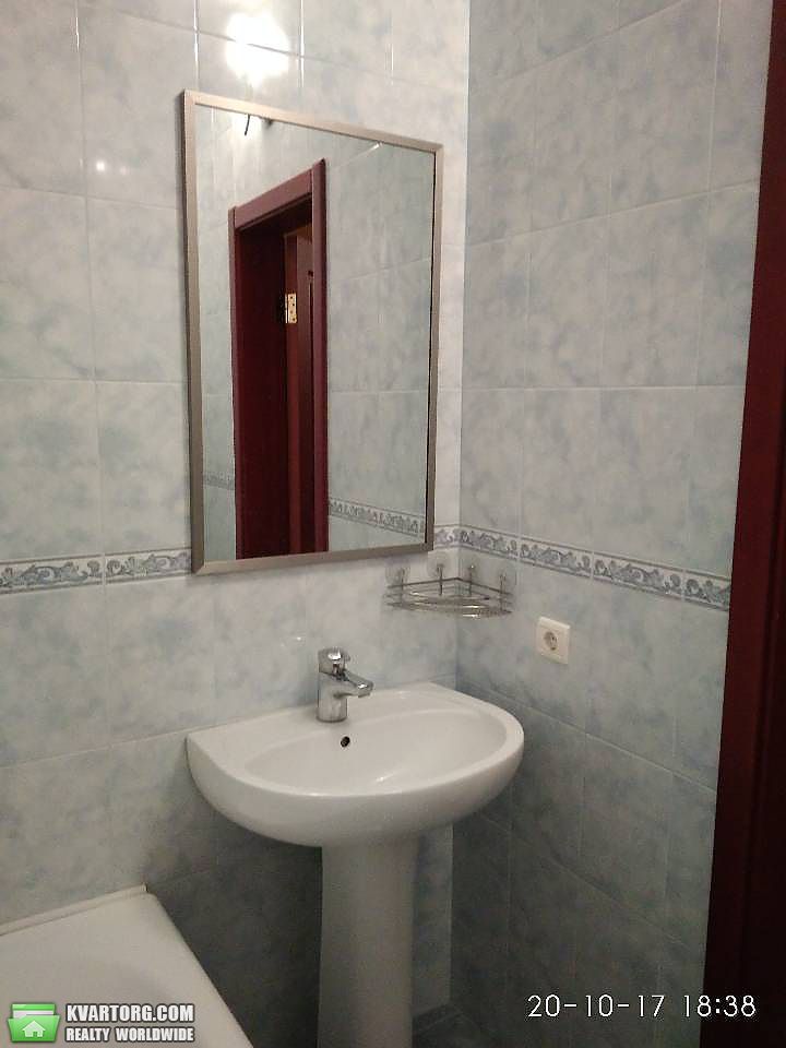 Rent out 2-room apartment. Киев,  Верховного Совета бул — photo 7