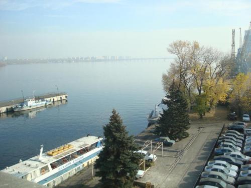 Rent out office. Днепропетровск, Десантников,1 — photo 3