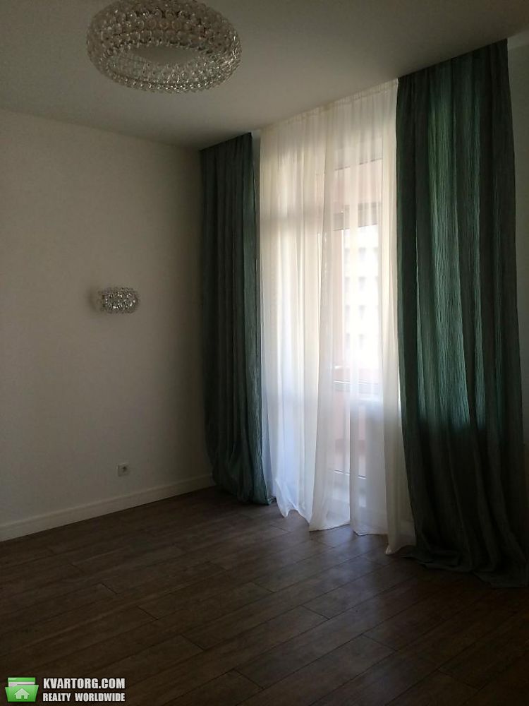 Rent out 3-room apartment. Киев,  Леси Украинки бул — photo 7