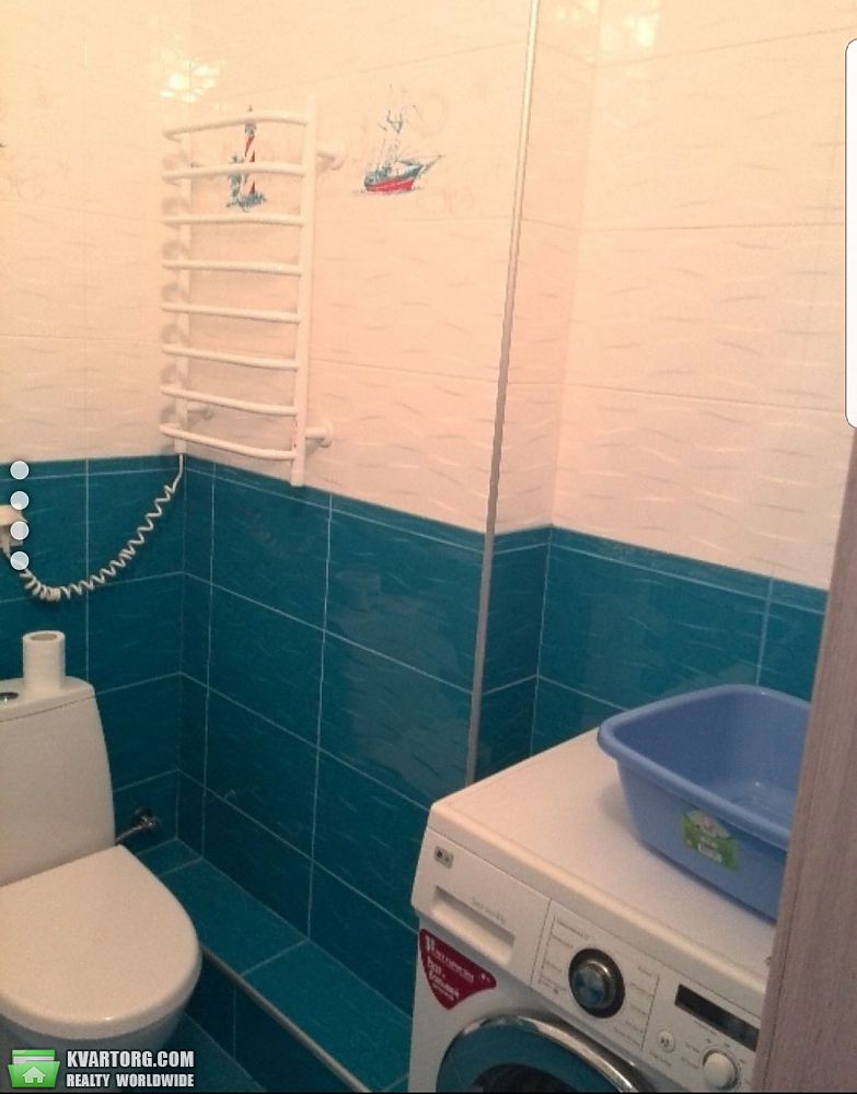 Rent out 1-room apartment. Киев,  Дегтяренко — photo 2
