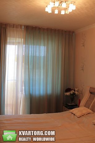 Sell 4-room apartment. Днепропетровск, Запорожское шоссе — photo 1