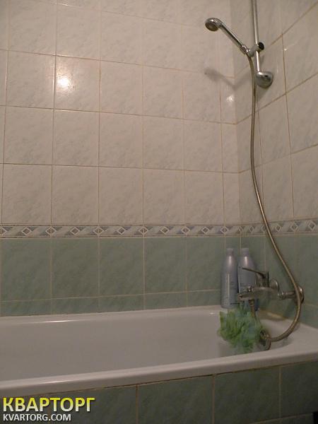 Rent out 1-room apartment. Киев, Вишняковская — photo 4