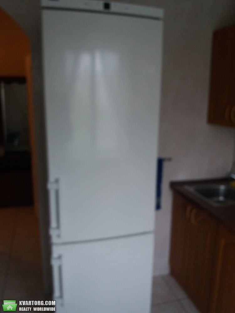 Rent out 3-room apartment. Киев,  Флоренции — photo 2