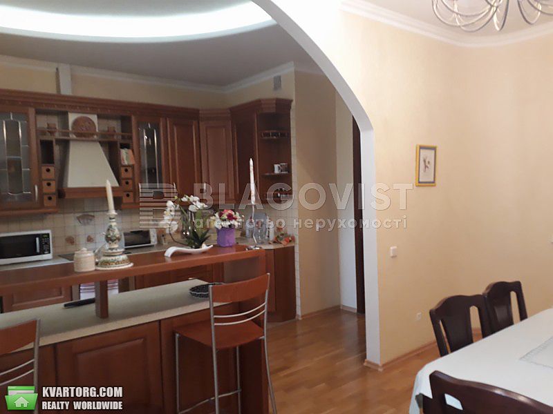 Rent out 3-room apartment. Киев,  Щорса — photo 10