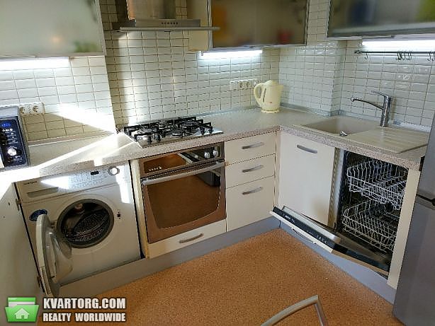 Sell 3-room apartment. Киев,  Березняковская — photo 8