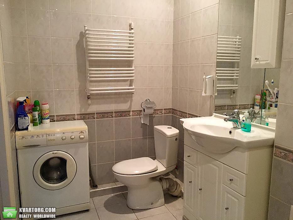 Rent out 2-room apartment. Киев,  Саксаганского — photo 7