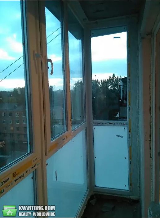 Sell 2-room apartment. Днепропетровск,  Петровского — photo 1