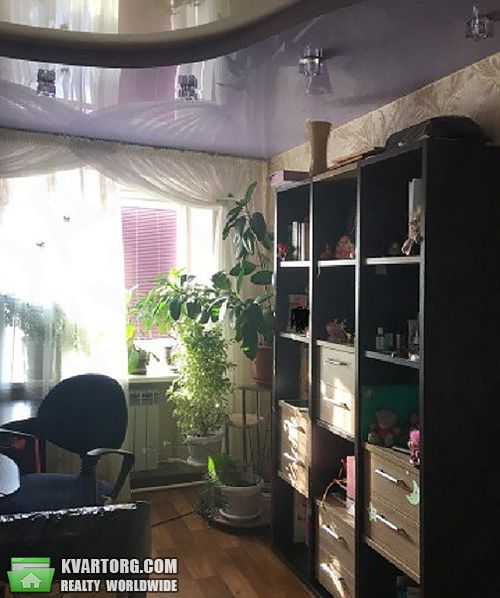 Sell 2-room apartment. Киев,  Автозаводская — photo 1