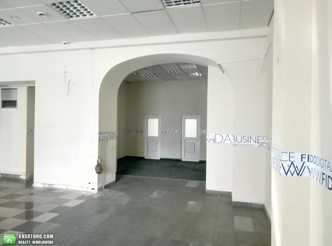 Rent out shop. Киев,  Большая Васильковская — photo 2