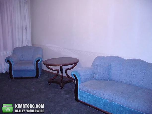 Rent out 3-room apartment. Киев,  Тычины пр — photo 2
