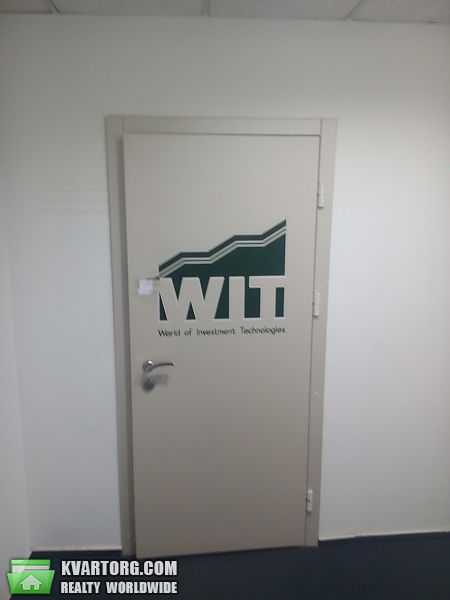 Rent out office. Киев, Нижний Вал — photo 1