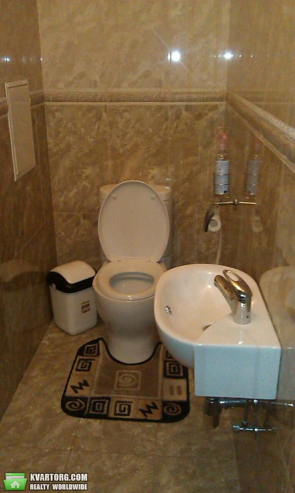 Rent out 2-room apartment. Киев,  Антоновича — photo 10