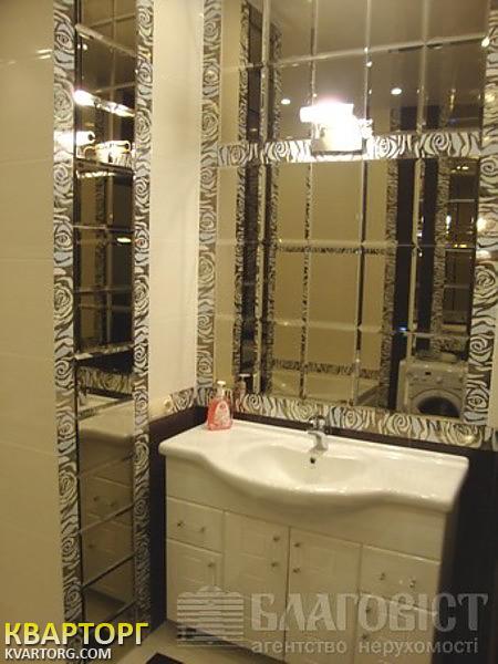 Rent out 2-room apartment. Киев, Сребнокольская — photo 8