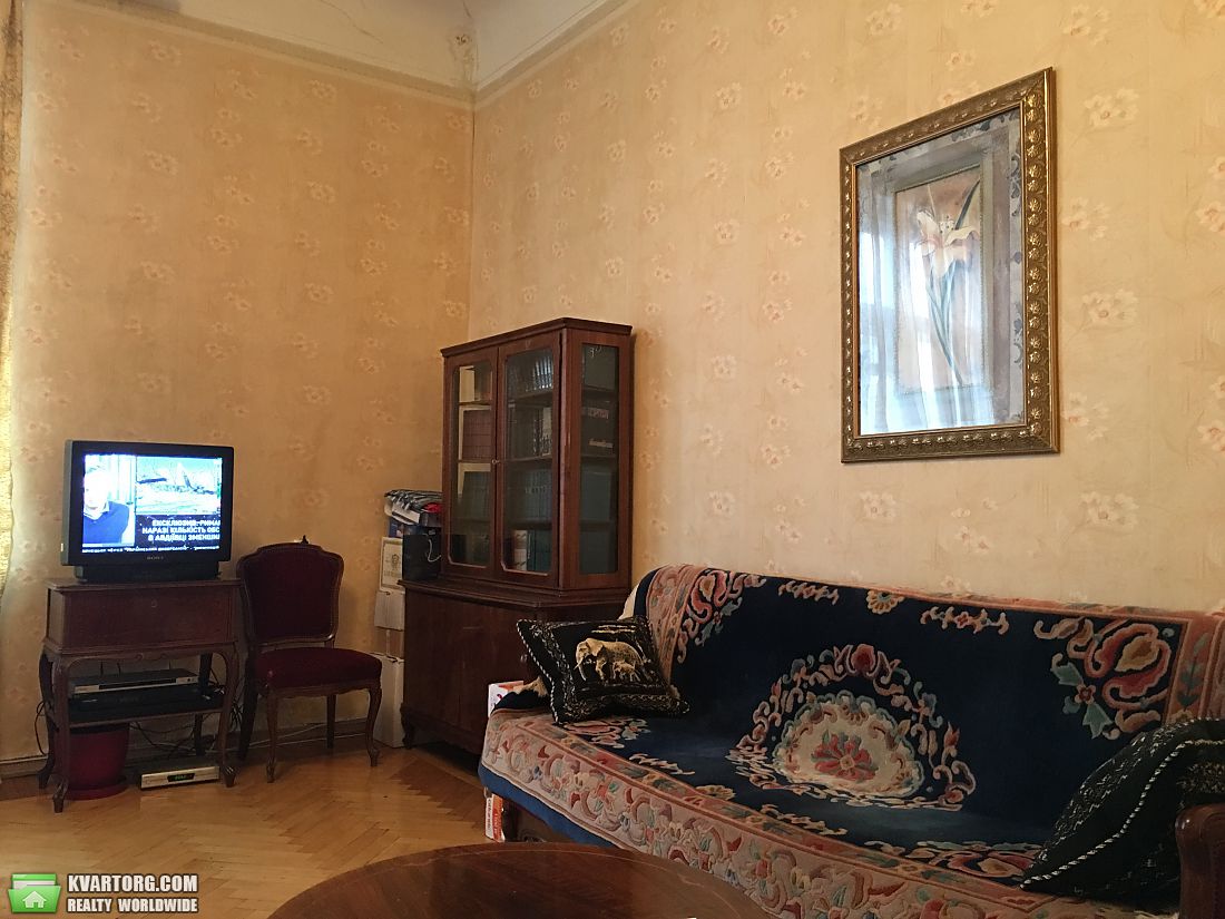 Sell 3-room apartment. Киев,  Шелковичная — photo 1