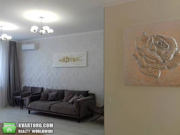 Rent out 2-room apartment. Киев,  Саксаганского — photo 7