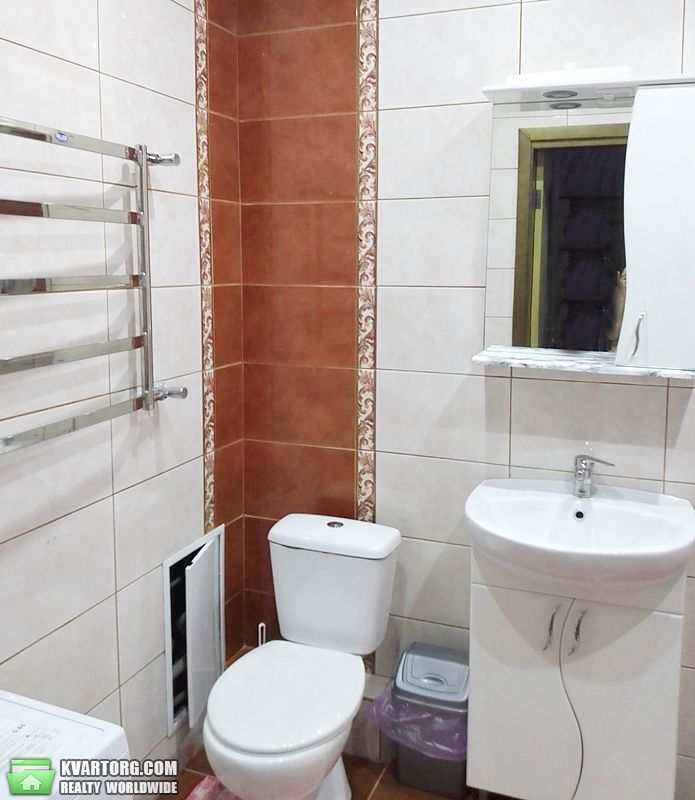 Rent out 1-room apartment. Бровары, Черновола — photo 6