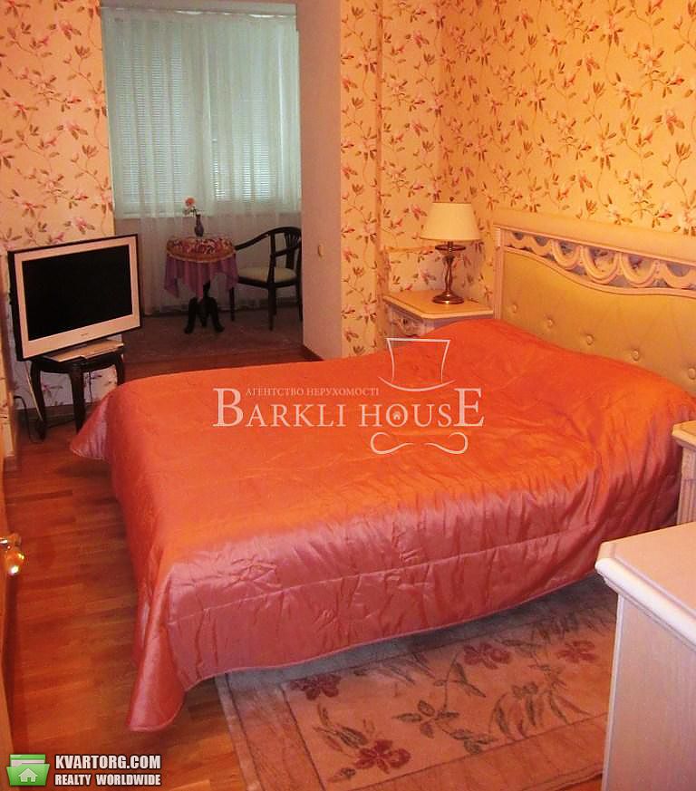 Rent out 3-room apartment. Киев,  Большая Житомирская — photo 4