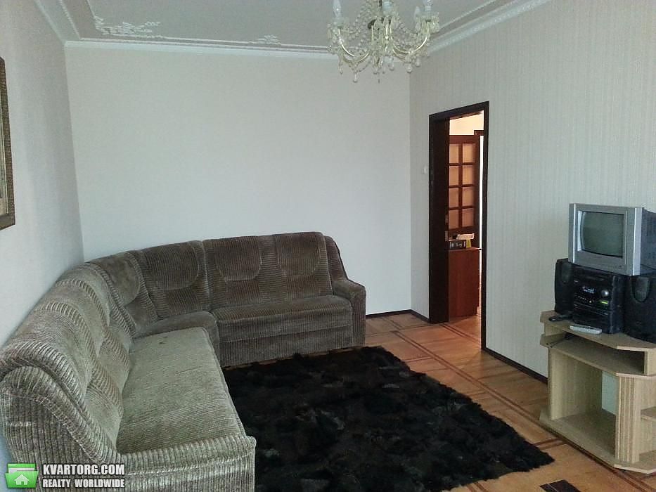 Sell 3-room apartment. Киев,  Олейника — photo 1