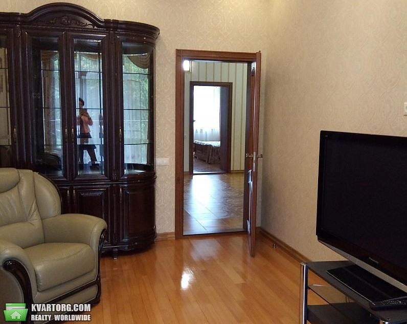 Rent out 3-room apartment. Киев,  Победы пр — photo 4