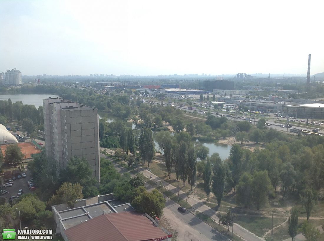 Rent out 2-room apartment. Киев,  Лайоша Гавро — photo 9