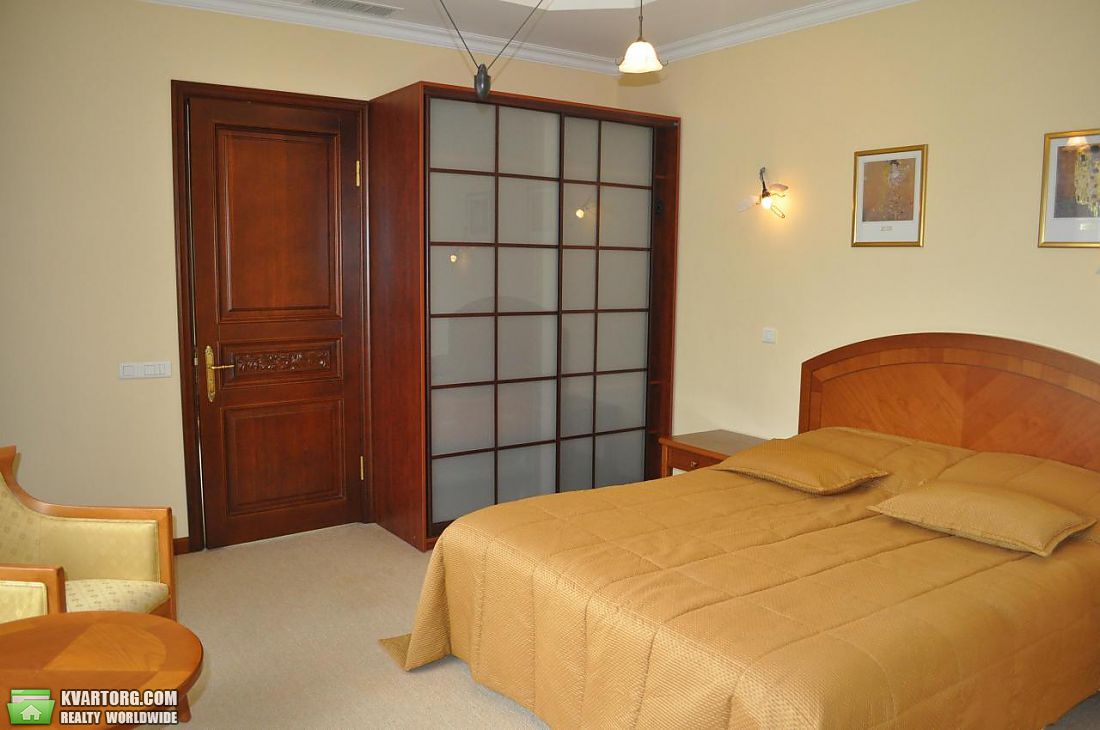 Rent out 4-room apartment. Киев,  Михайловская — photo 7