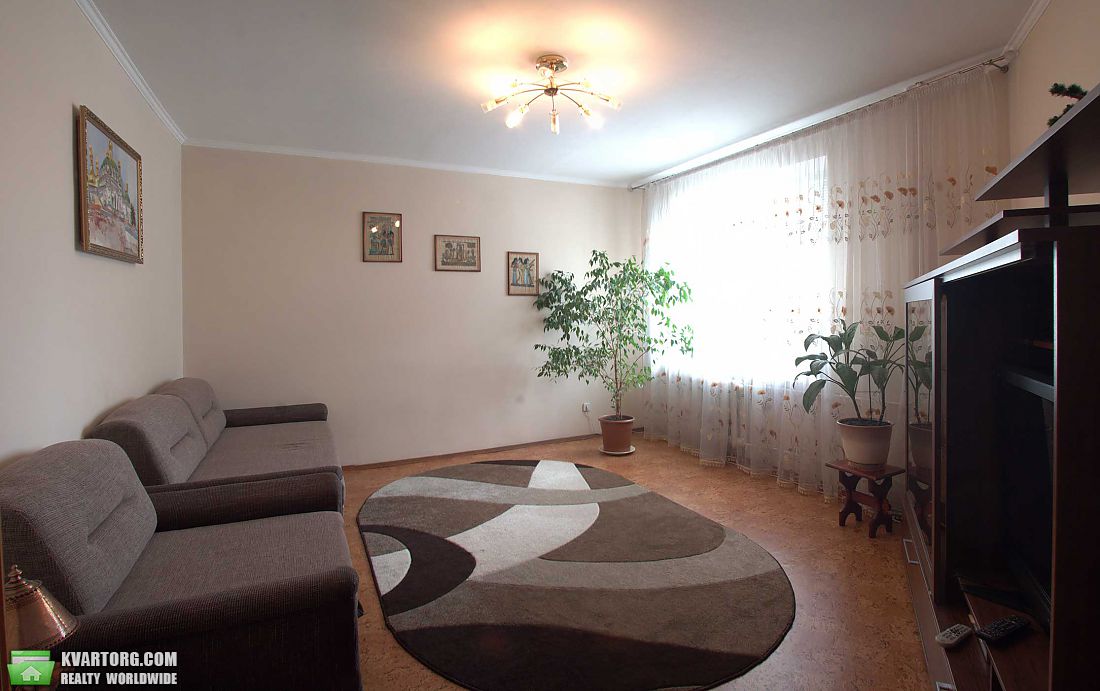 Rent out 1-room apartment. Киев,  Булаховского — photo 3