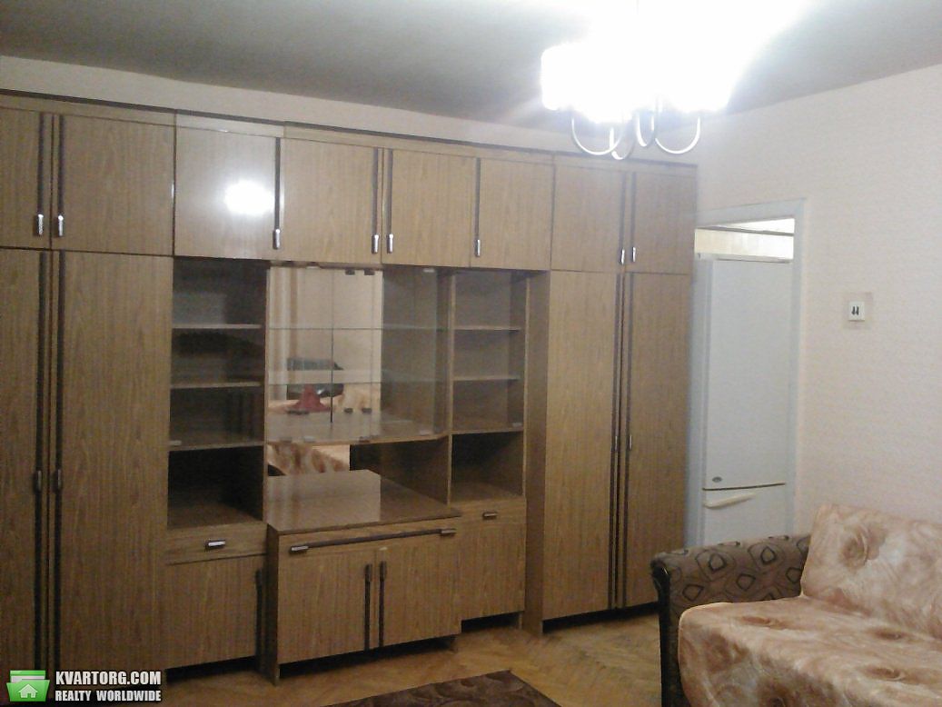 Rent out 3-room apartment. Одесса, Старорезничная — photo 2