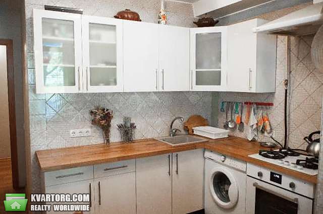 Sell 2-room apartment. Киев,  Миропольская — photo 1