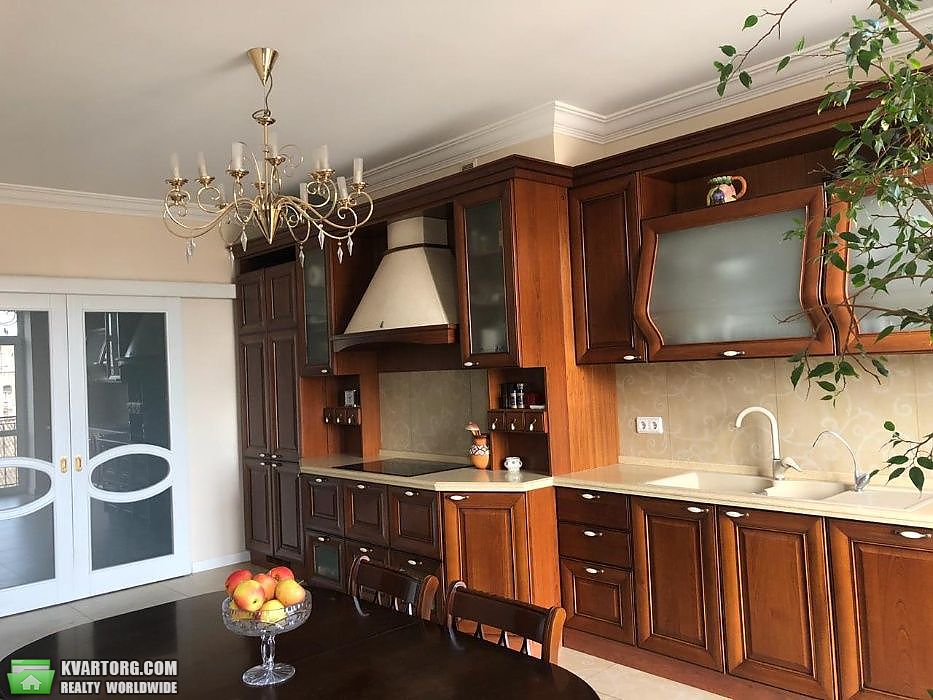 Sell 4-room apartment. Киев,  Щекавицкая — photo 2