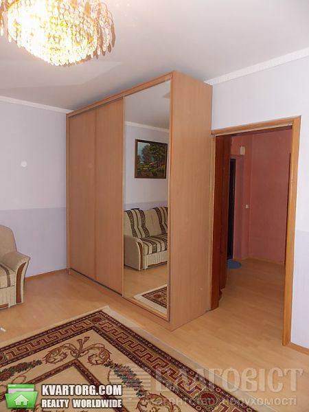 Sell 1-room apartment. Киев, Никольско-Слободская — photo 3
