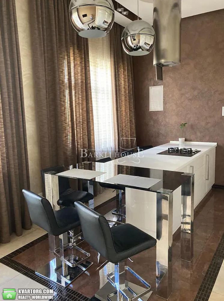 Rent out 4-room apartment. Киевская обл., Чайки — photo 3