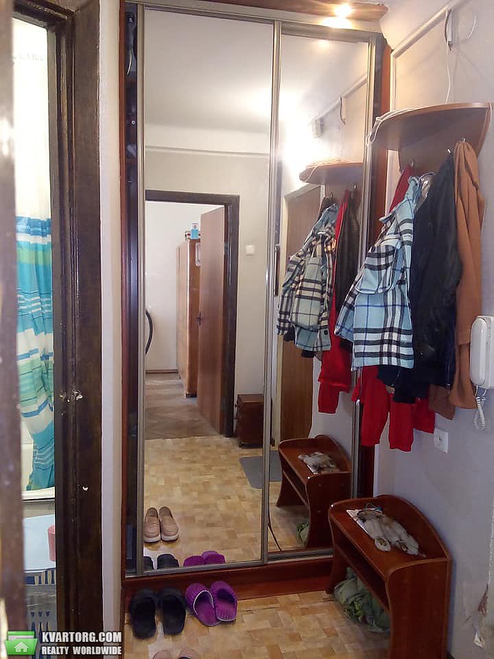 Rent out 1-room apartment. Киев,  Березняковская — photo 7