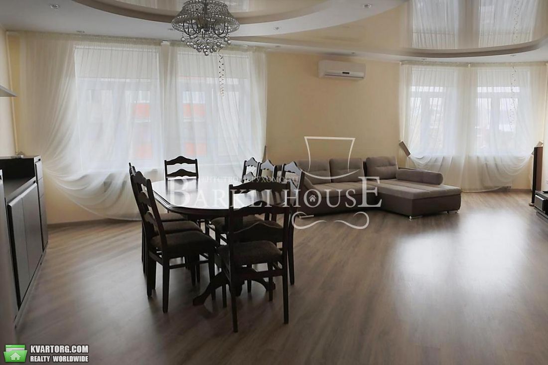 Rent out 4-room apartment. Киев,  Щекавицкая — photo 1