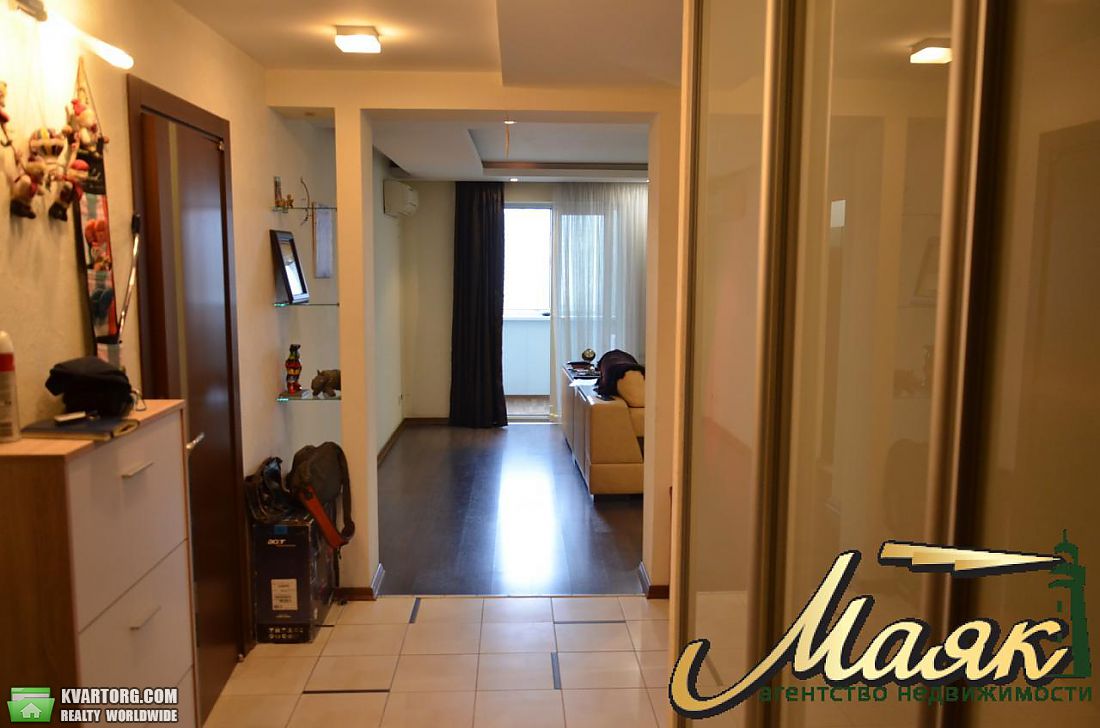 Sell 3-room apartment. Киев,  Михаила Драгоманова — photo 4