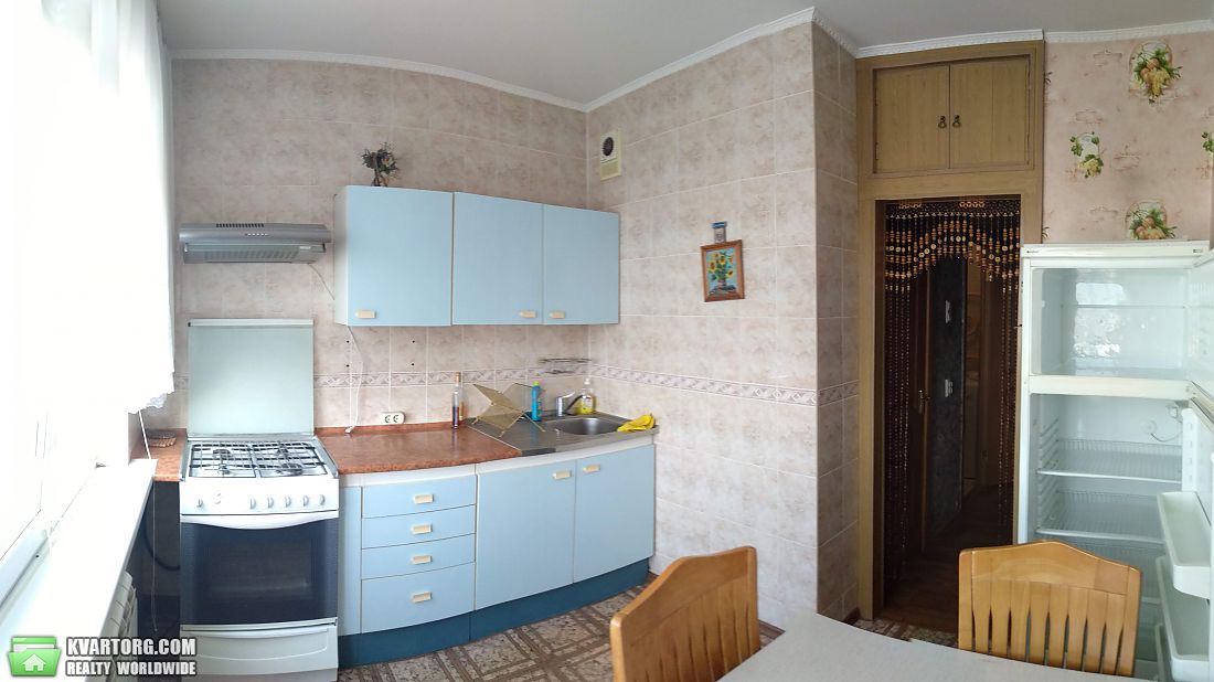 Rent out 2-room apartment. Киев, Иорданская — photo 1